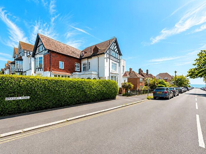 3 Bedroom Flat For Sale In Cantelupe Road, Bexhill On Sea, TN40