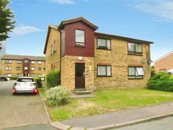 1 Bedroom Apartment To Rent In Essex Road, Chadwell Heath, RM6