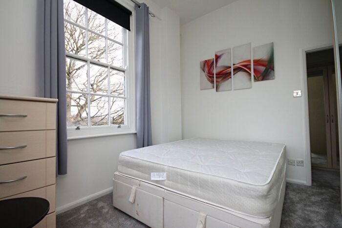1 Bedroom Flat To Rent In Edge Lane, Grenoside, Sheffield, S6