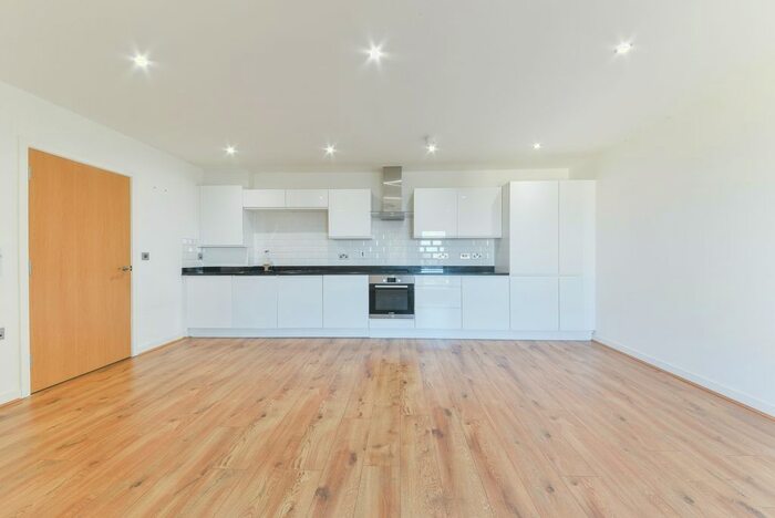 1 Bedroom Flat To Rent In Spur House, SW19