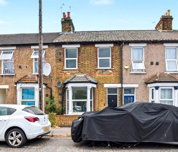 3 Bedroom Terraced House For Sale In Clayton Ville Terrace, Crabtree Manorway North, Belvedere, DA17