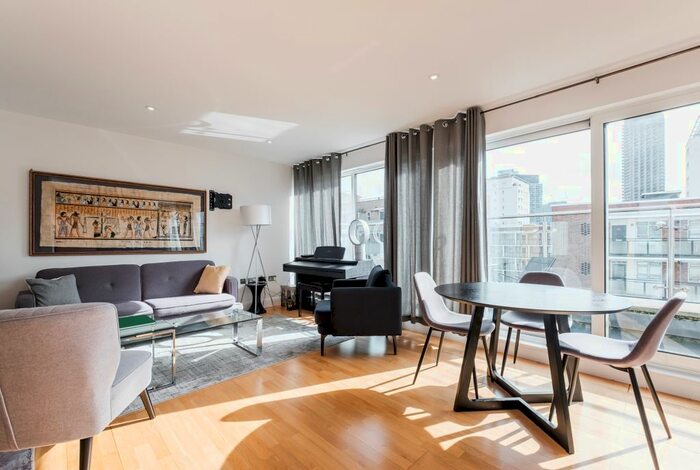 1 Bedroom Flat To Rent In Banner Street, London, EC1Y