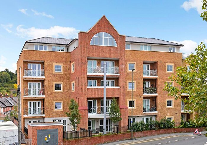 1 Bedroom Apartment To Rent In Flambard Way, Godalming, Surrey, GU7