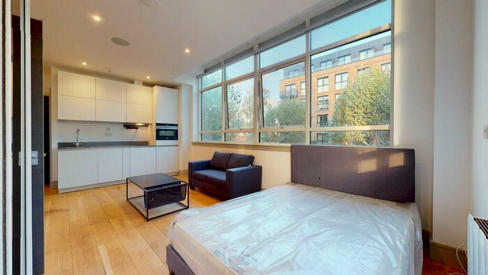 Studio To Rent In Lawrence Road, N15