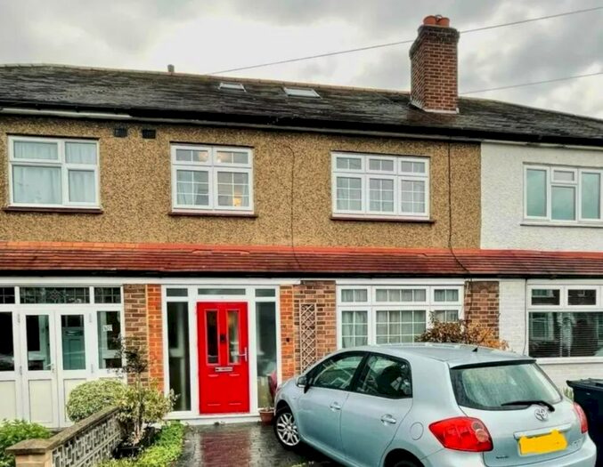 4 Bedroom Terraced House To Rent In Walpole Road, London, E18