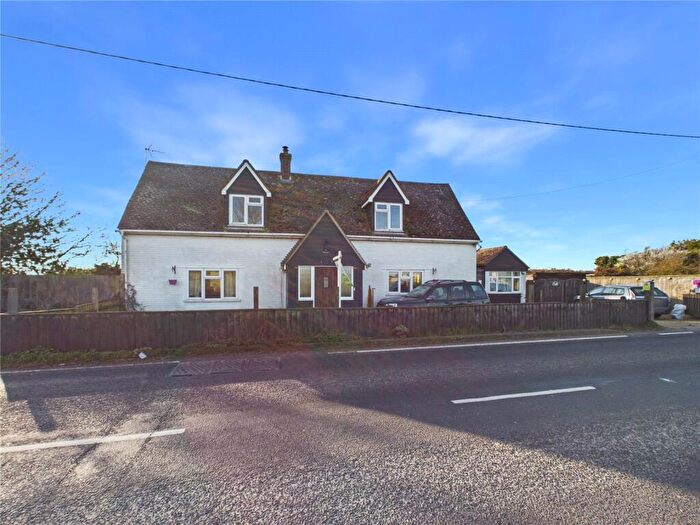 4 Bedroom Detached House For Sale In Clacton Road, Horsley Cross, Manningtree, Essex, CO11