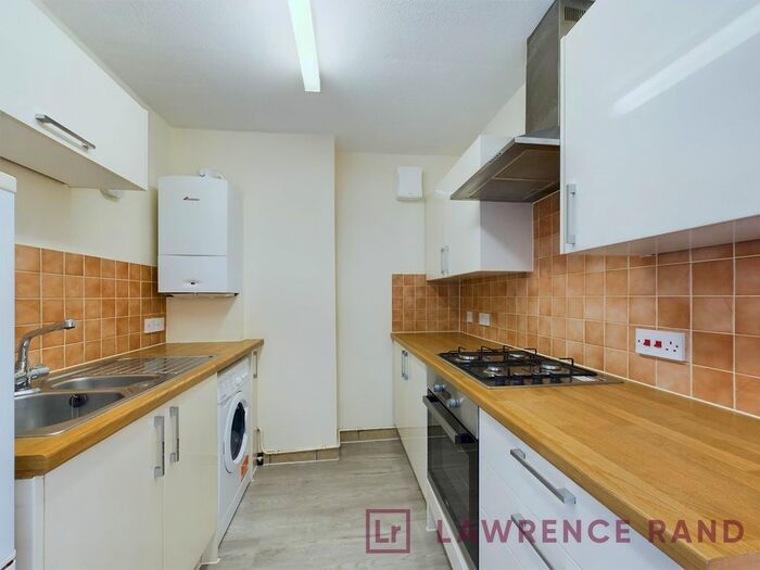 1 Bedroom Property To Rent In Queens Road, Watford, WD17