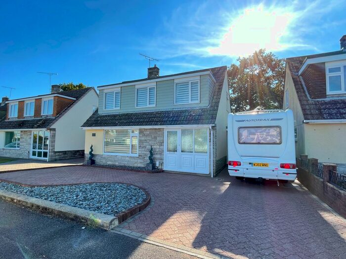 Houses for sale & to rent in BH15 4NF, Salerno Place, Hamworthy Poole