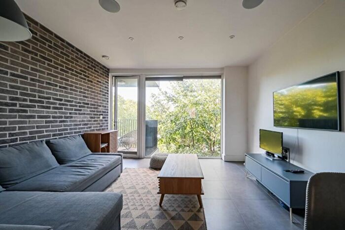 1 Bedroom Flat For Sale In Remus Road, Bow, London, E3
