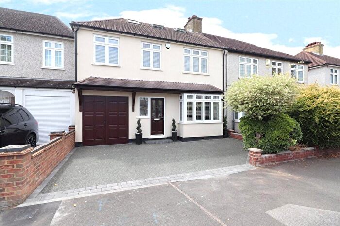 4 Bedroom Semi Detached House To Rent In Holmesdale Road, Bexleyheath, Kent, DA7