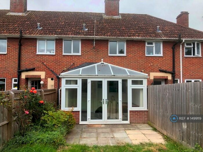 3 Bedroom End Of Terrace House To Rent In The Warren, Andover, SP11