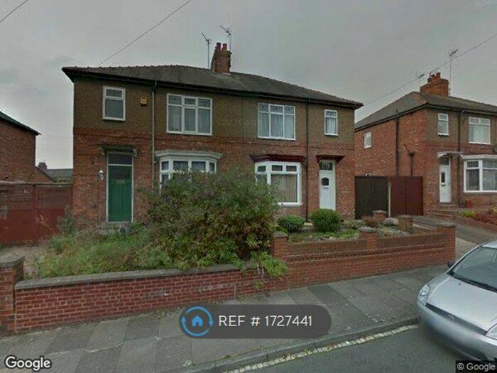 3 Bedroom Semi-Detached House To Rent In Banklands Road, Darlington, DL3