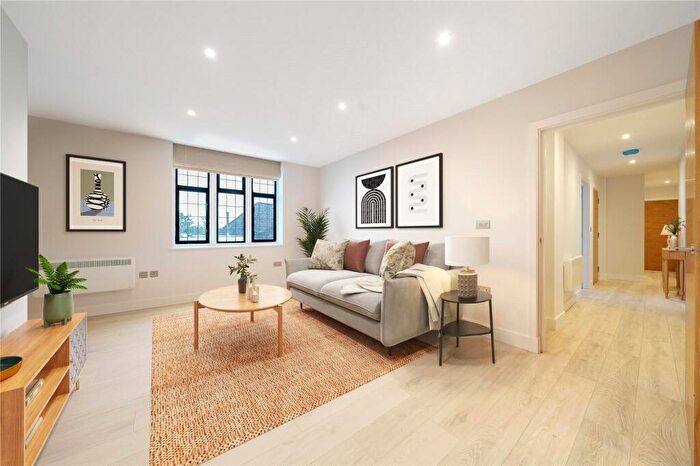 2 Bedroom Apartment For Sale In High Street, Beckenham, BR3