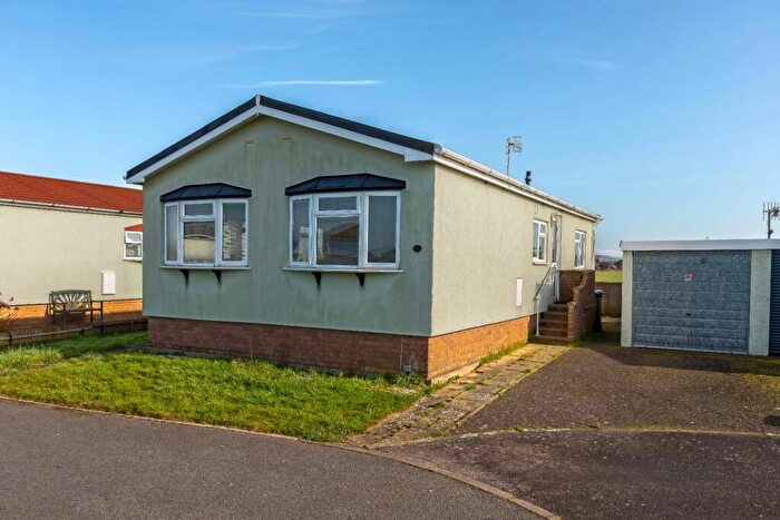 2 Bedroom Park Home For Sale In The Broadway, Lancing, BN15