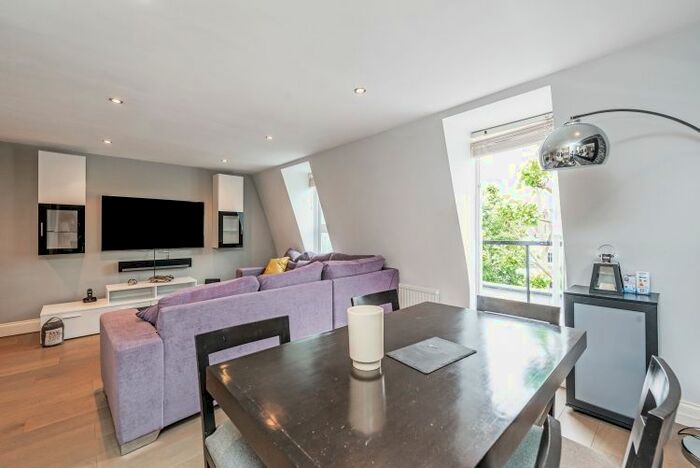 1 Bedroom Flat To Rent In Inverness Terrace, London, W2