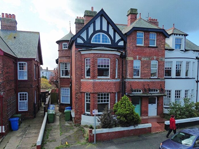 1 Bedroom Flat For Sale In Flat, Crescent Avenue, YO21