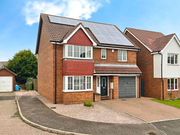 4 Bedroom Detached House For Sale In Downs Close, Hawkinge, Folkestone, CT18
