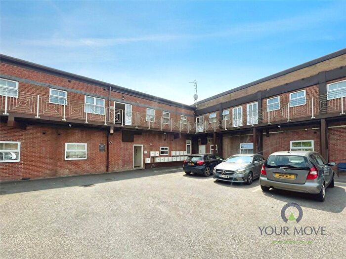 2 Bedroom Flat To Rent In Vauxhall Street, Dudley, West Midlands, DY1