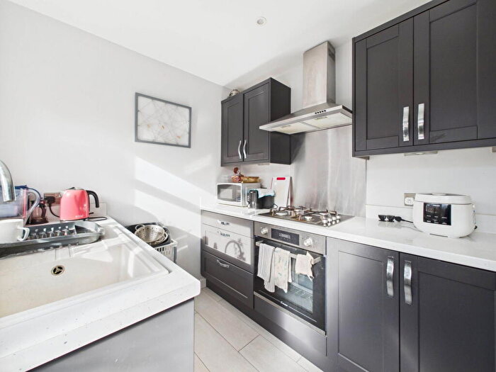 2 Bedroom Semi-Detached Bungalow For Sale In Nursery Avenue, Ormskirk, L39