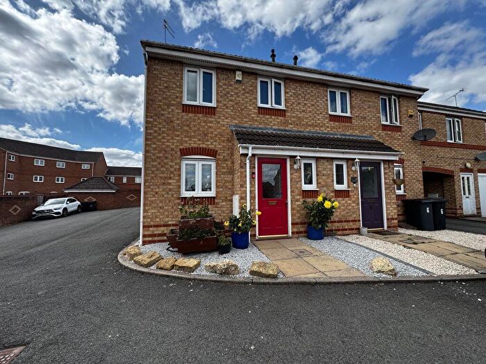 3 Bedroom Detached House For Sale In Petunia Close, Nuneaton, CV10