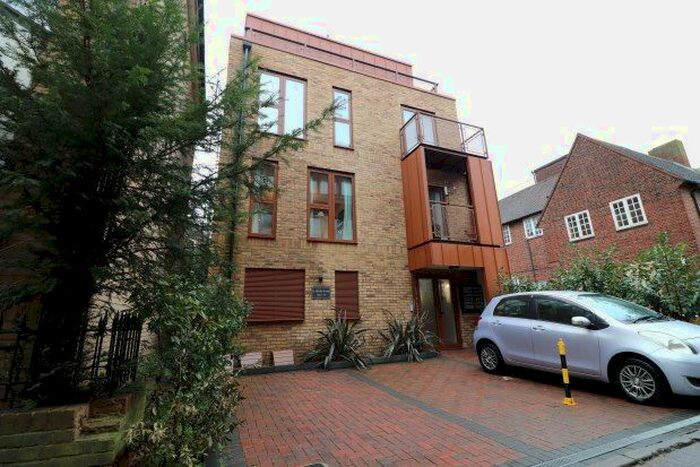 1 Bedroom Flat To Rent In St. Marks House, Chelmsford, CM1