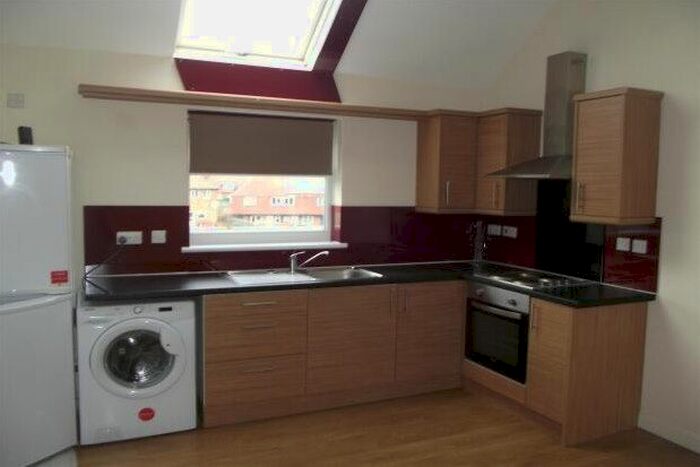 2 Bedroom Flat To Rent In Broxtowe Lane, Nottingham, NG8