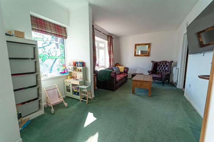 3 Bedroom Detached House For Sale In Berma Close, Mumbles, Swansea, SA3