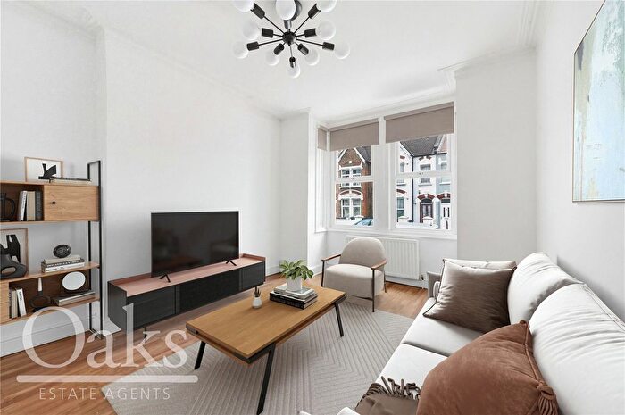 4 Bedroom Detached House For Sale In Werndee Road, South Norwood, SE25