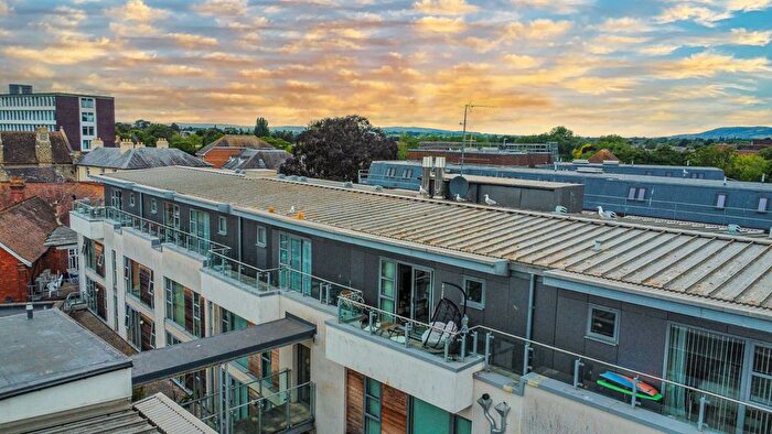 1 Bedroom Flat To Rent In Castlemoat Place, Corporation Street, TA1