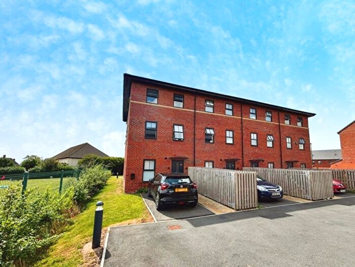 2 Bedroom End Of Terrace House To Rent In Hablethorpe Street, Nottingham, Nottinghamshire, NG8