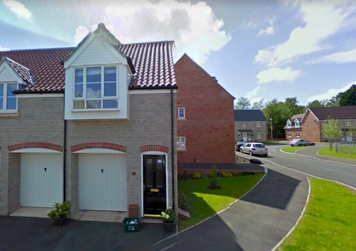 2 Bedroom Property To Rent In Kings Croft, Longashton, Bristol, BS41