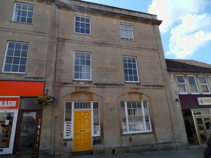 1 Bedroom Apartment To Rent In High Street, Glastonbury, BA6