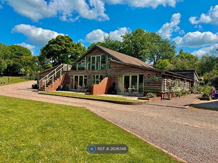 2 Bedroom Maisonette To Rent In Elmbridge Farm, Cutnall Green, Droitwich, WR9