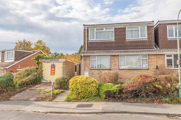 3 Bedroom Bungalow For Sale In Hoades Wood Road, Sturry, Canterbury, Kent, CT2