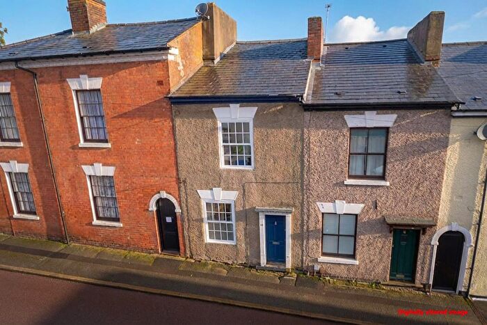 3 Bedroom Terraced House For Sale In Craven Street, Coventry, CV5