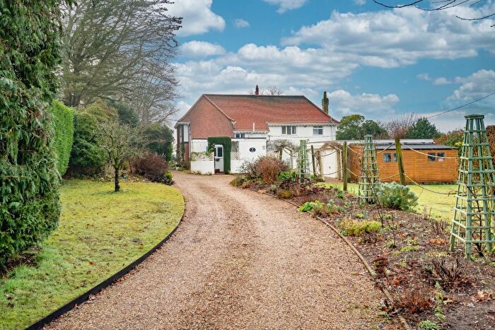 4 Bedroom Detached House For Sale In Taverham, Norwich, NR8