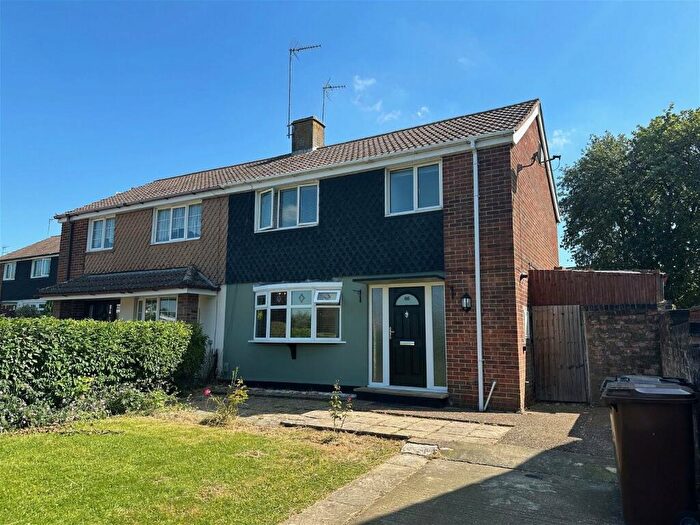 3 Bedroom Semi-Detached House To Rent In Farmstead Road, Corby, NN18