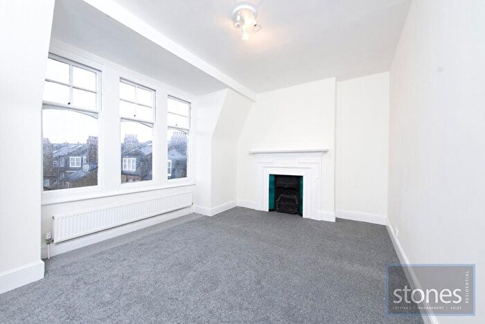 2 Bedroom Property To Rent In Haverstock Hill, London, NW3
