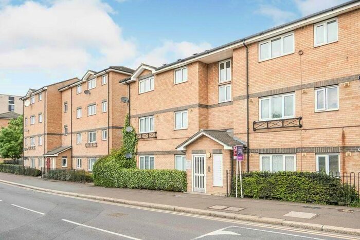 2 Bedroom Flat To Rent In Connaught Road, London, E16