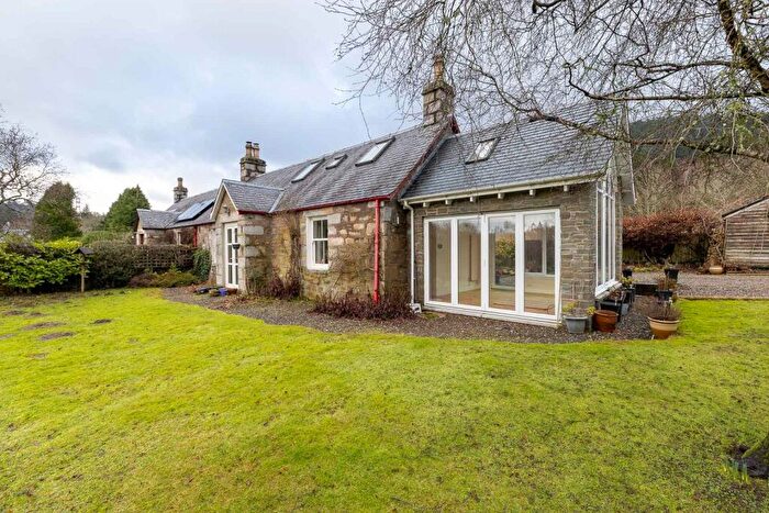 3 Bedroom Semi Detached House For Sale In Railway Cottage, Faskally, Pitlochry, PH16