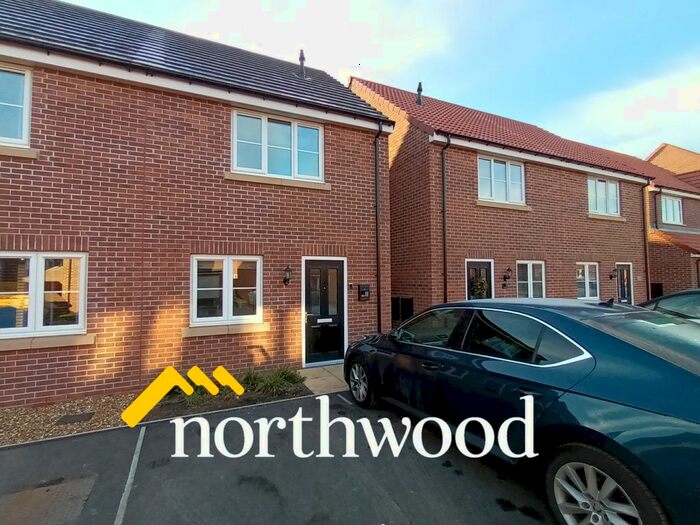 2 Bedroom Semi-Detached House To Rent In Russett Close, Hatfield, Doncaster, DN7