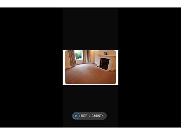 4 Bedroom Terraced House To Rent In Hall Road, Bradford, BD2