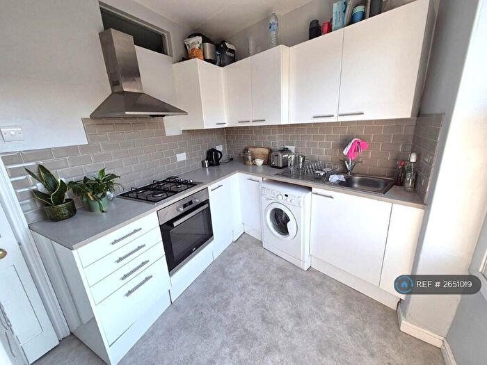 2 Bedroom Maisonette To Rent In Montpelier, Bristol, BS6