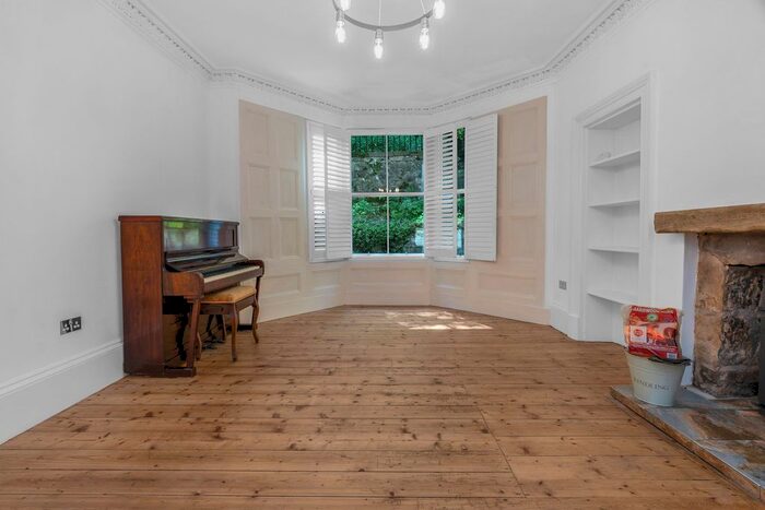 2 Bedroom Flat To Rent In Stoneycroft Road, South Queensferry, Edinburgh, EH30