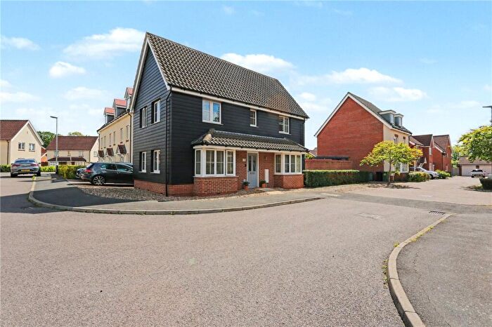 3 Bedroom Detached House For Sale In Viola Close, Cringleford, Norwich, Norfolk, NR4