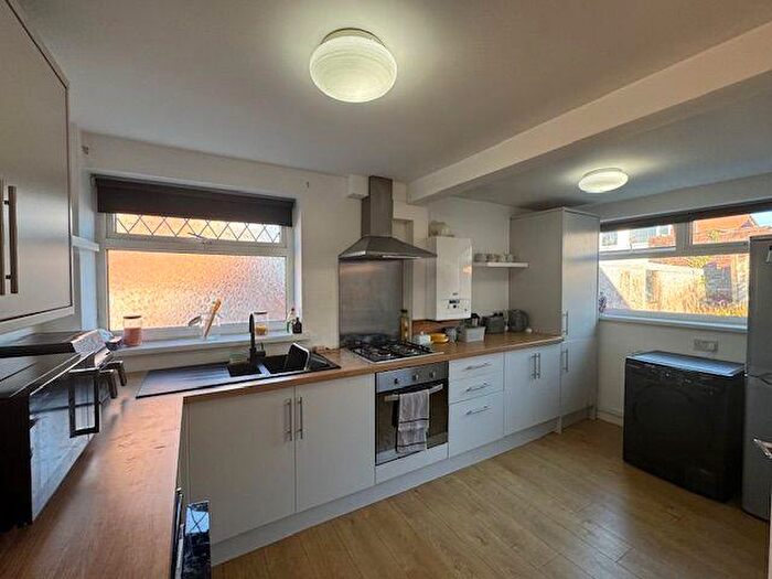 3 Bedroom Semi-Detached House For Sale In Rosewood Avenue, Higher Walton, PR5