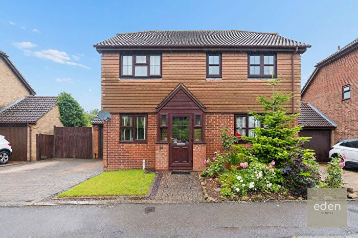 2 Bedroom Semi-Detached House For Sale In Norman Road, West Malling, ME19