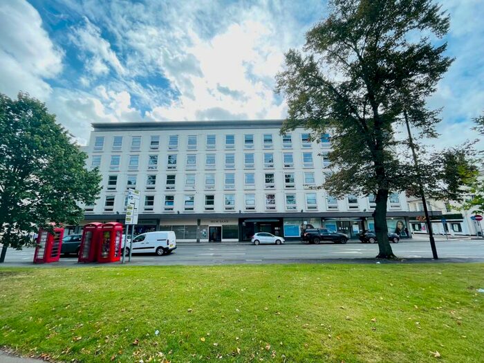 2 Bedroom Flat To Rent In The Space, Clarendon Avenue, CV32