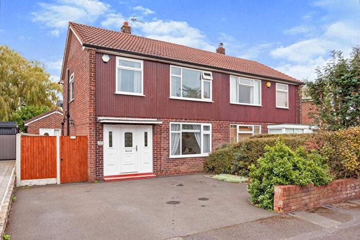 3 Bedroom Semi-Detached House For Sale In Ennerdale Road, Dewsbury, WF12