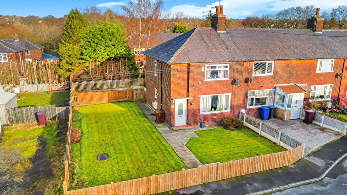 2 Bedroom End Of Terrace House For Sale In Rutland Avenue, Burnley, BB12